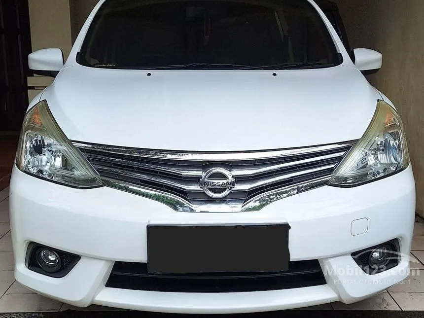 Jual Mobil Nissan Grand Livina 2016 SV 1.5 di Jawa Timur Automatic MPV Putih Rp 125.000.000