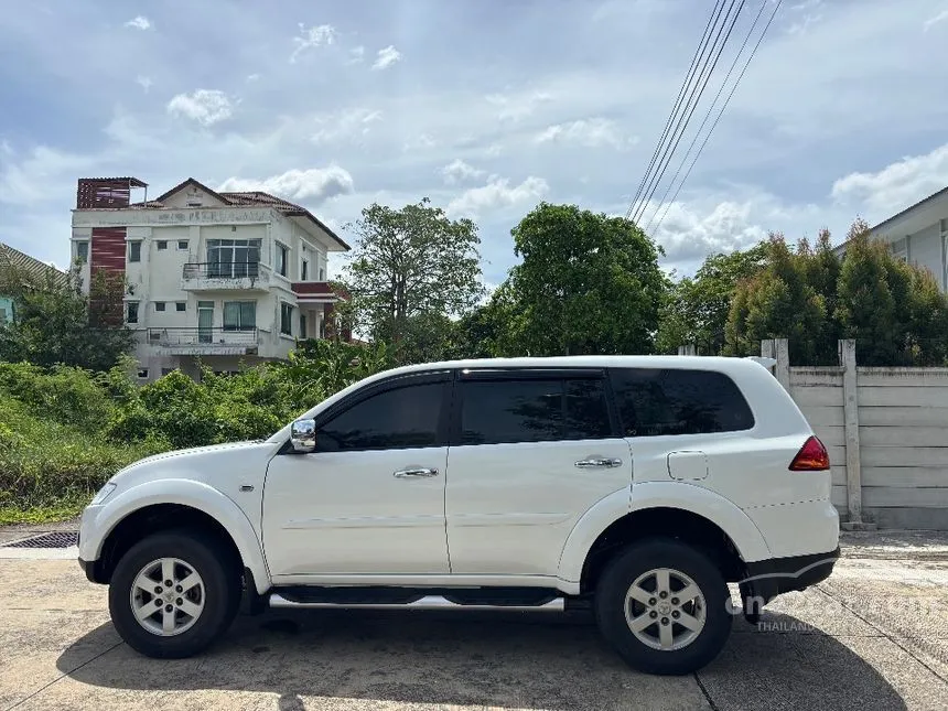 2014 Mitsubishi PAJERO SPORT GT SUV