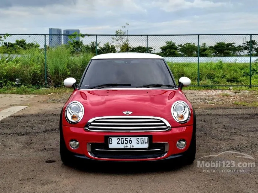 2014 MINI Cooper John Cooper Works 3 Door Hatchback