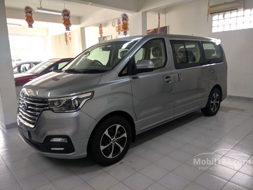 Jual Mobil Hyundai H-1 2020 Elegance 2.5 di Jawa Barat Automatic MPV