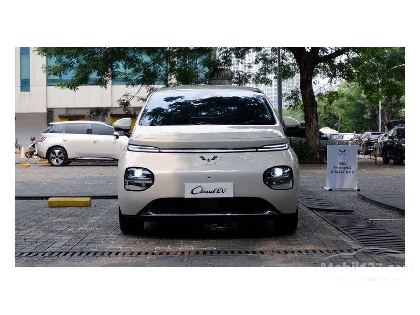 Jual Mobil Wuling Cloud 2024 EV di Banten Automatic Hatchback Lainnya Rp 366.000.000