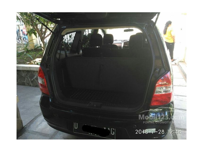 Jual Mobil  Nissan Grand  Livina  2013  XV  1 5  di Jawa Barat 