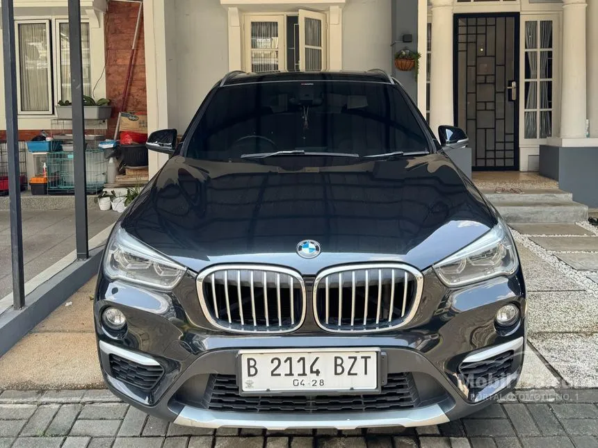 Jual Mobil BMW X1 2018 sDrive18i xLine 1.5 di Jawa Barat Automatic SUV Hitam Rp 420.000.000