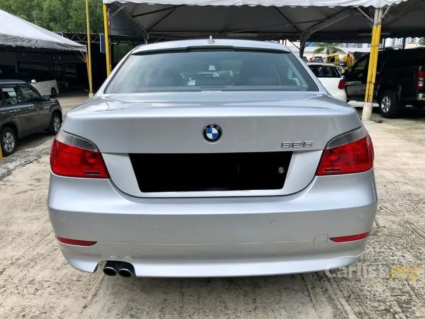 2005 BMW 525i Sedan