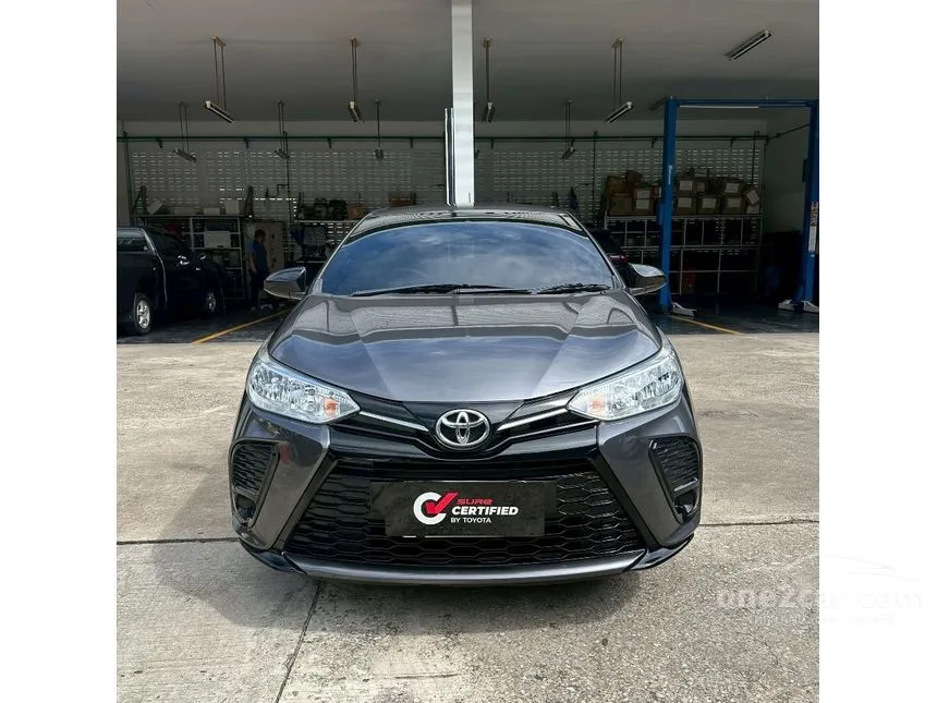 2022 Toyota YARIS Entry Hatchback