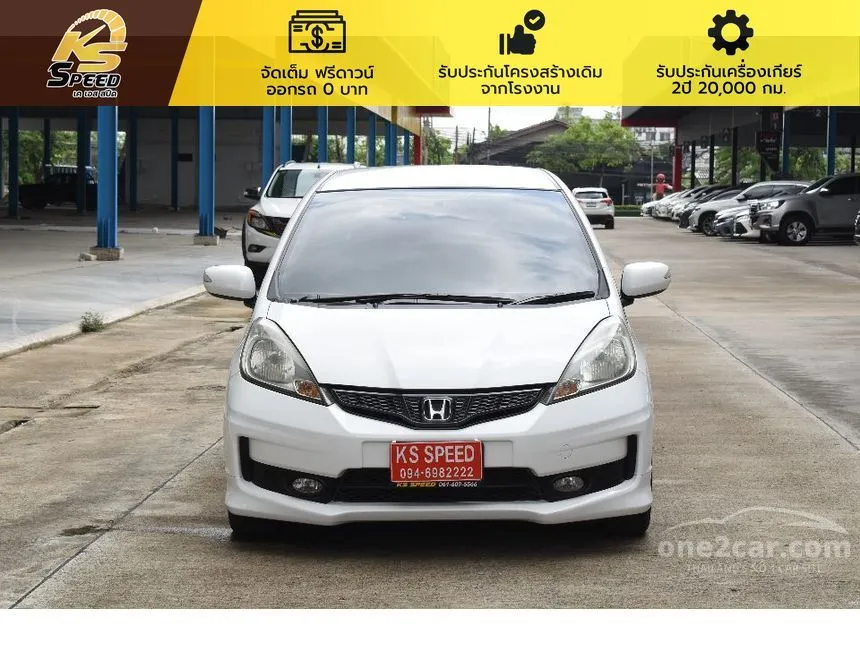 2013 Honda JAZZ SV Hatchback