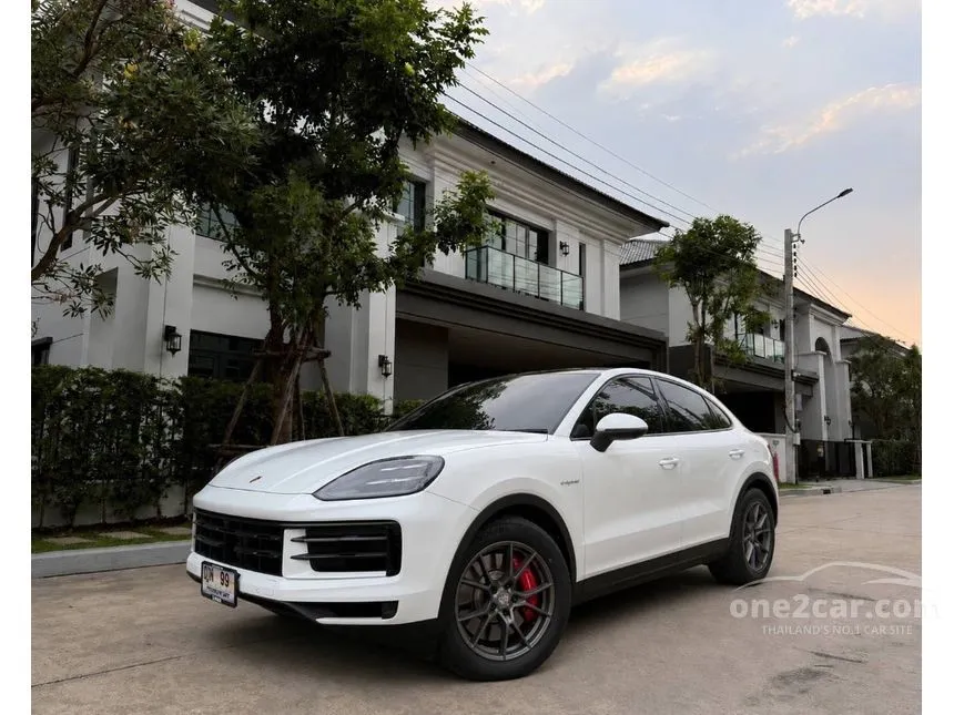 2025 Porsche CAYENNE S E-Hybrid SUV