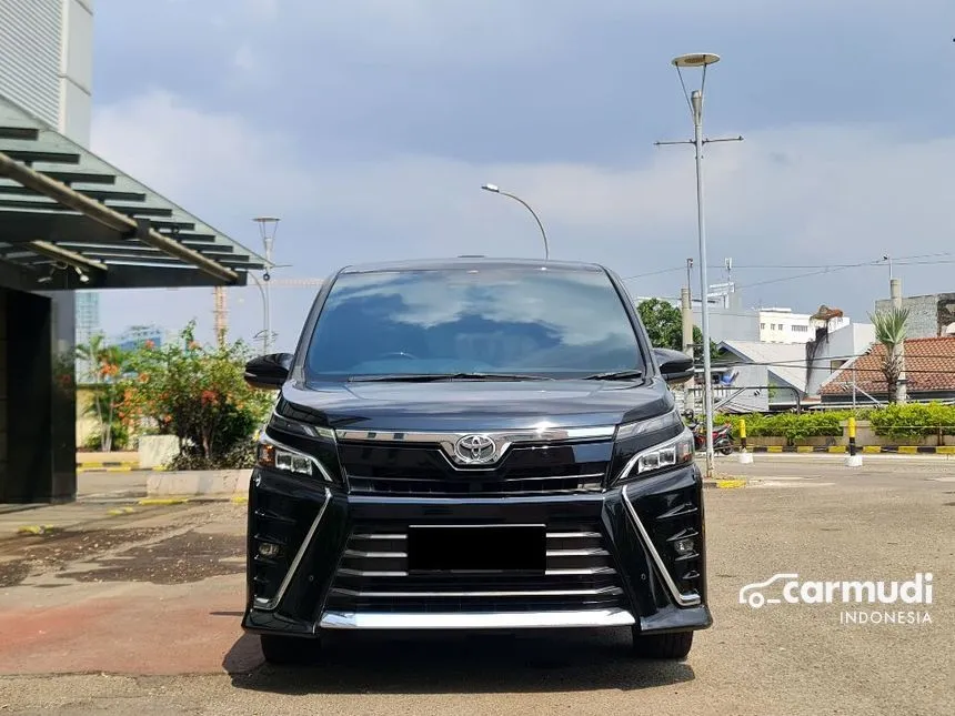 2020 Toyota Voxy MPV