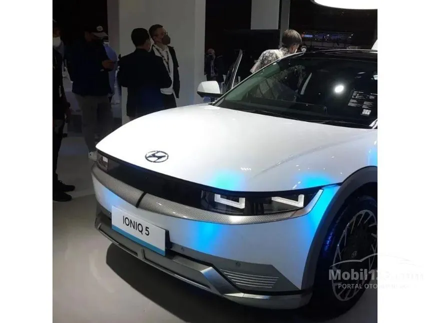 Jual Mobil Hyundai IONIQ 5 2023 Long Range Signature di DKI Jakarta ...