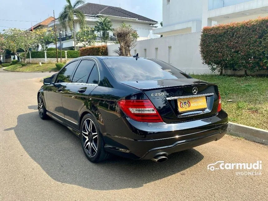 2013 Mercedes-Benz C250 CGI Sedan