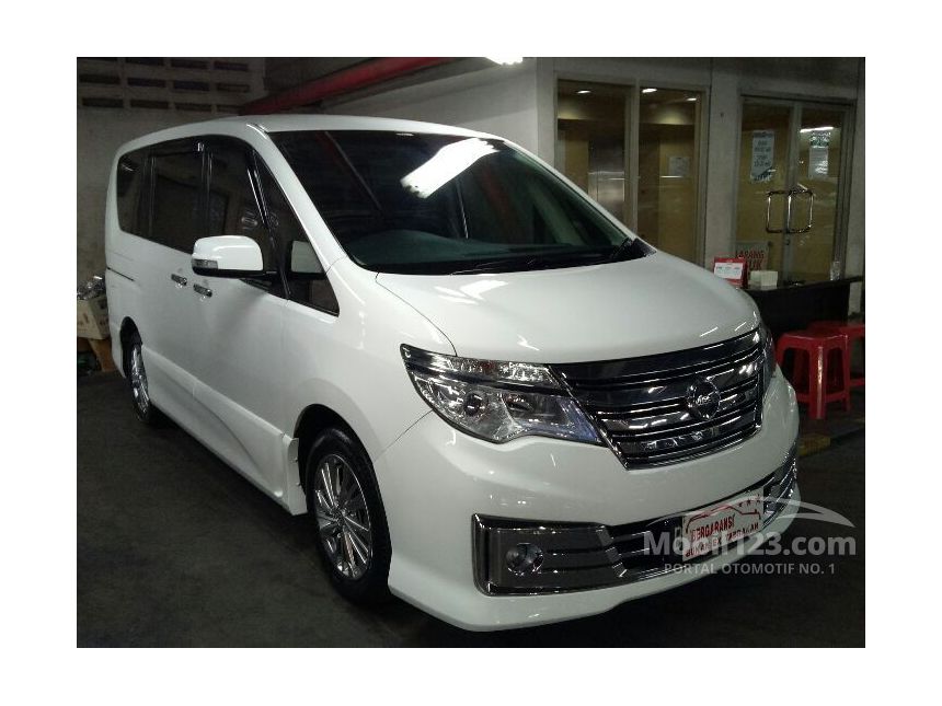 Jual Mobil Nissan Serena 2016 Autech 2.0 di DKI Jakarta 