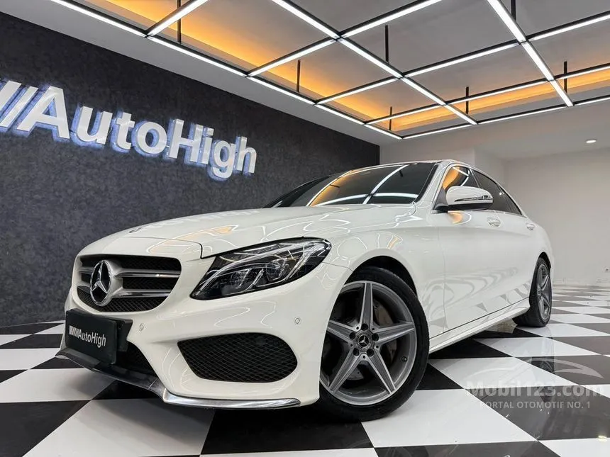 2018 Mercedes-Benz C300 AMG Line Sedan