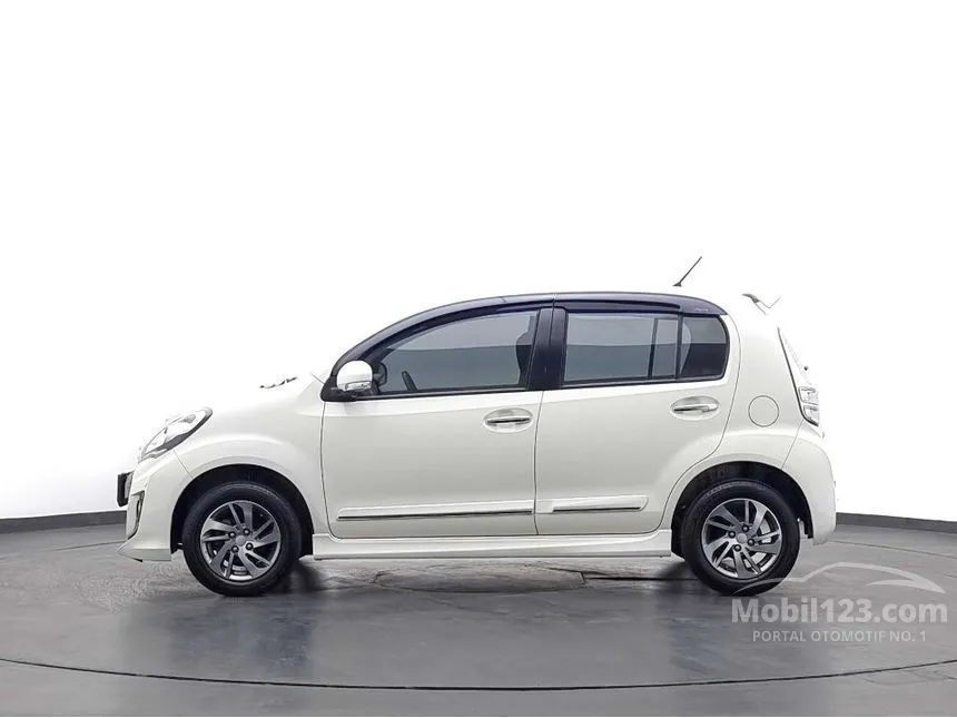 2017 Daihatsu Sirion D FMC Hatchback