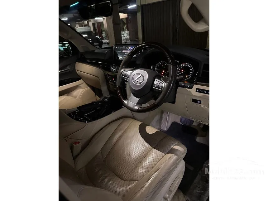 2016 Lexus LX 570 Sport SUV