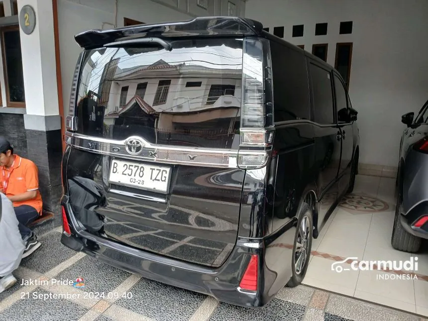 2018 Toyota Voxy Wagon