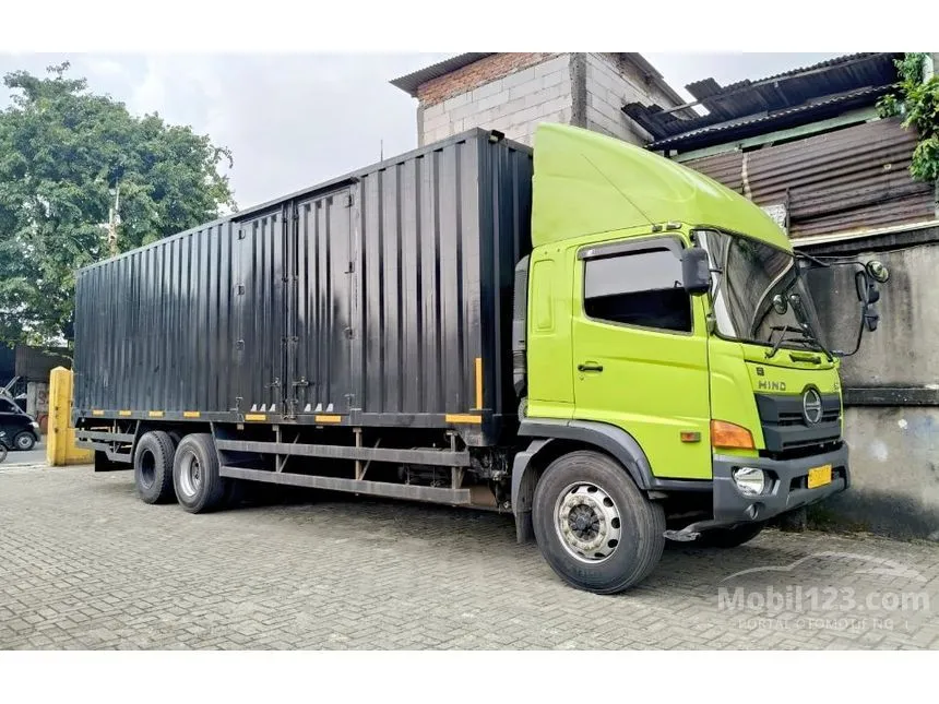 2023 Hino Ranger FL 260 JW Truck