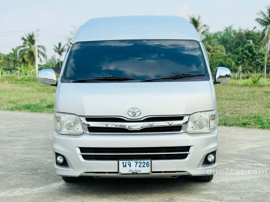 2011 Toyota HIACE D4D Van