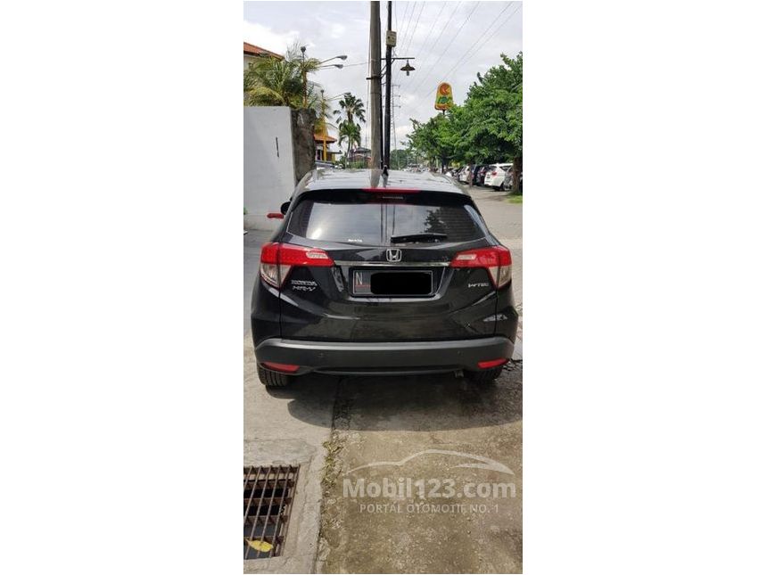 Jual Mobil Honda HR V 2021  Prestige 1 8 di Jawa Timur 