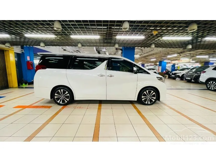 2018 Toyota Alphard X MPV