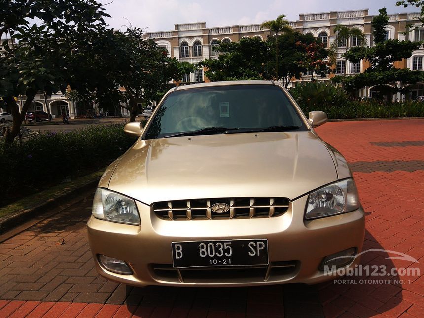 Jual Mobil  Hyundai  Accent  Verna 2001  GLS 1 5 di Banten 