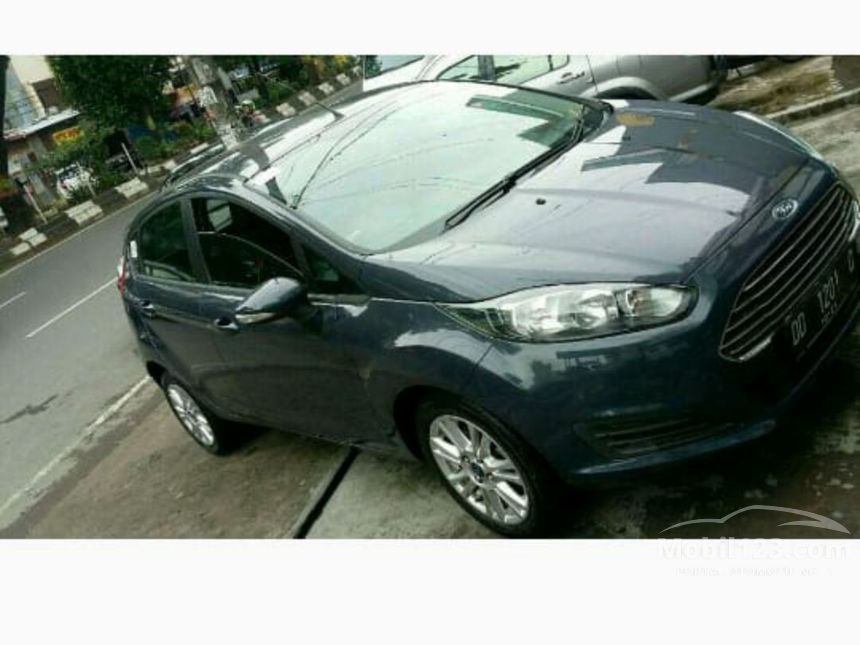 Jual Mobil  Ford  Fiesta  2014 Trend 1 5 di Sulawesi Selatan 