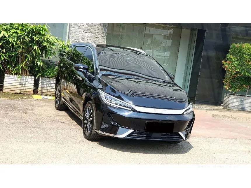 2025 BYD M6 Superior Captain 6 Seater MPV