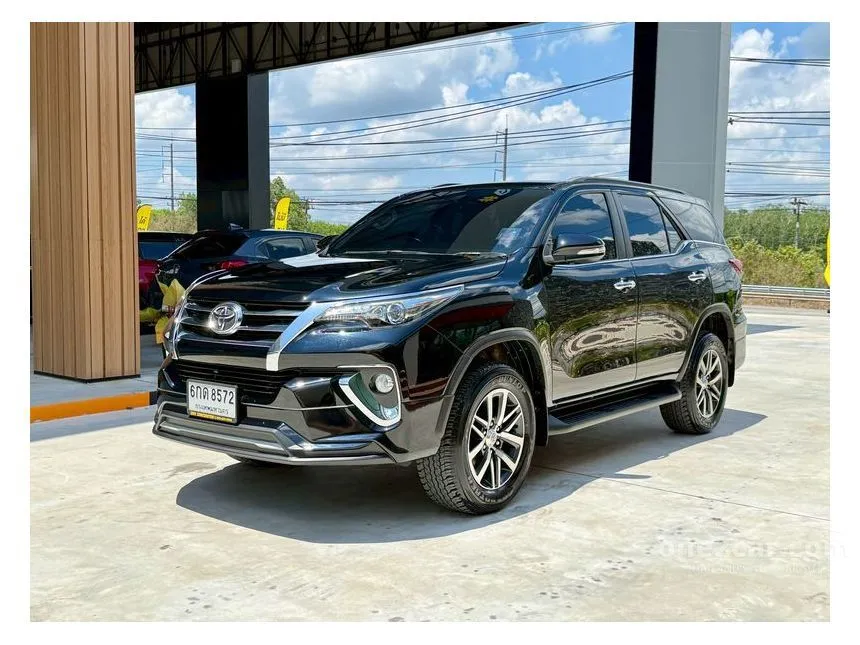 2017 Toyota FORTUNER V SUV