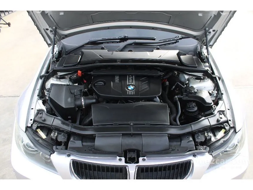 2009 BMW 320d SE Sedan