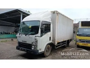 2022 Isuzu Elf 3.0 NLR L Truck