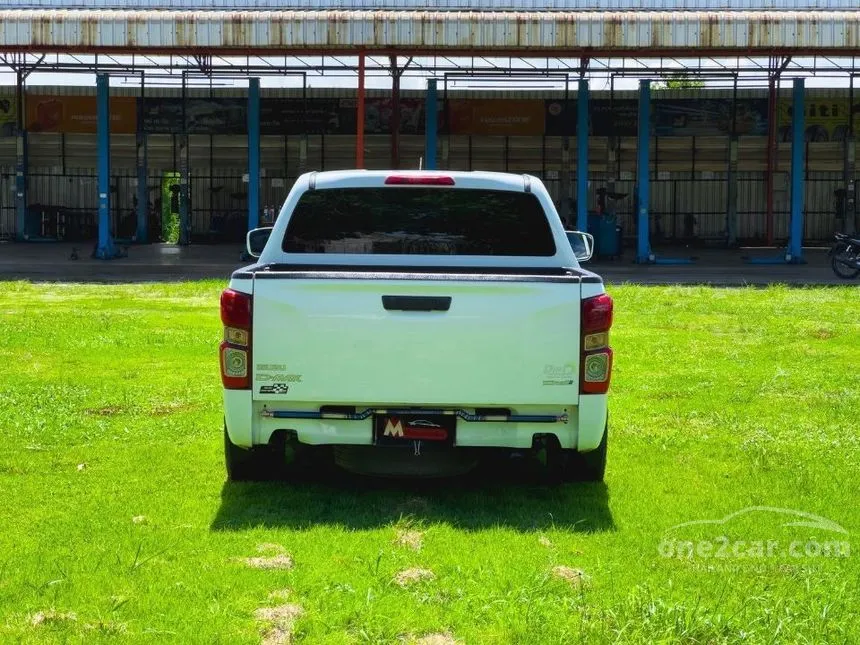 2020 Isuzu D-MAX S Cab-4 Pickup