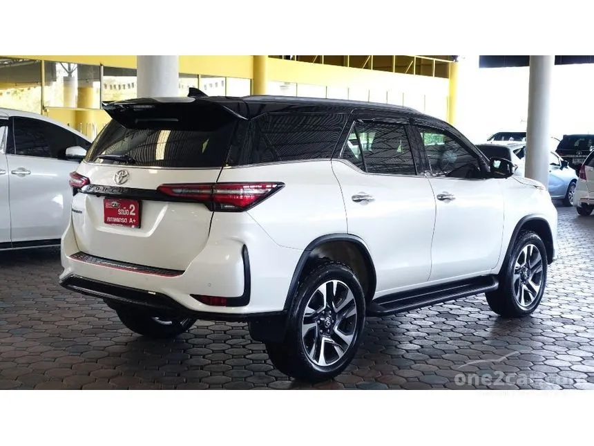 2021 Toyota Fortuner Legender SUV
