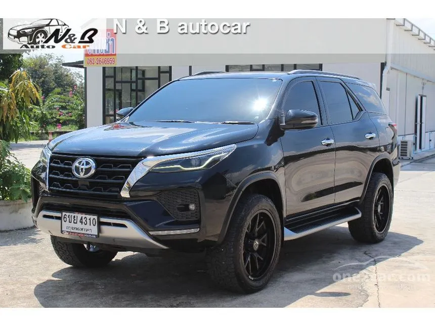 2022 Toyota FORTUNER V SUV
