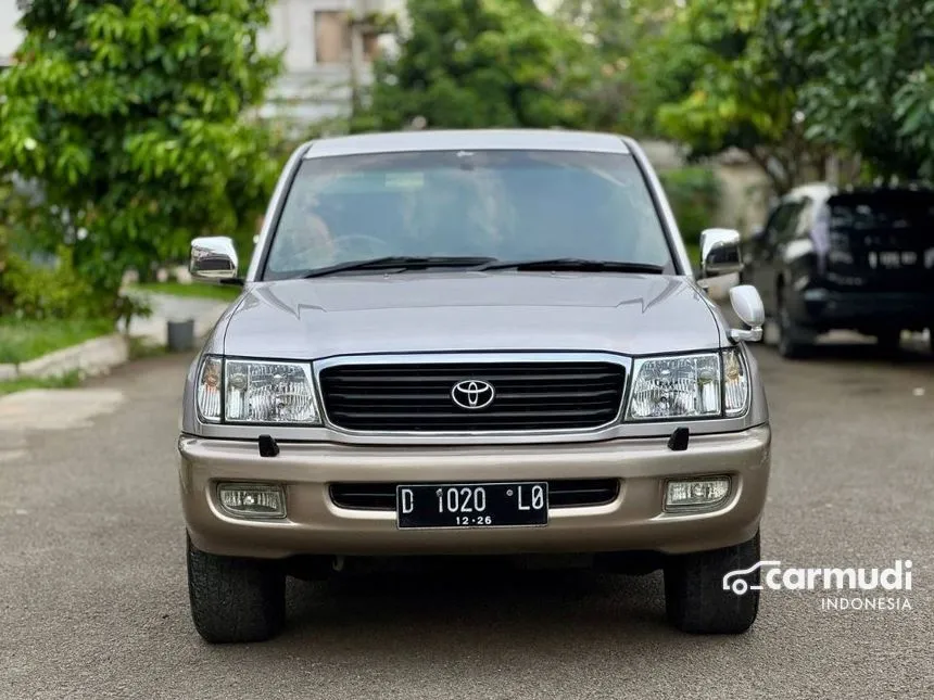 2000 Toyota Land Cruiser SUV