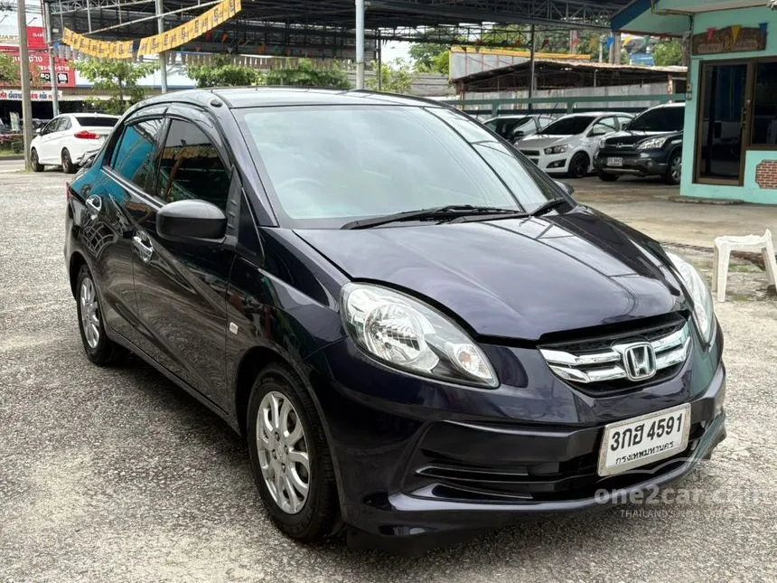 2013 Honda Brio Amaze V Sedan