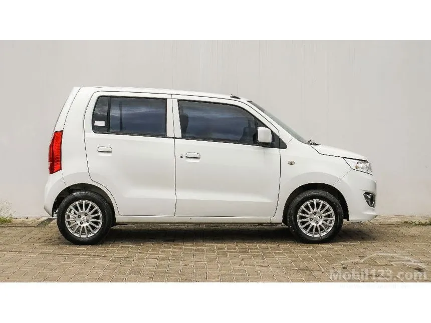 2020 Suzuki Karimun Wagon R GS Hatchback