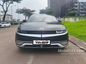 2023 Hyundai IONIQ 5 Signature Standard Range SUV