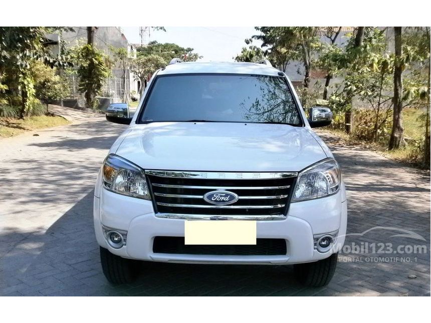 Jual Mobil  Ford  Everest  2010 XLT XLT 2 5 di DKI Jakarta 