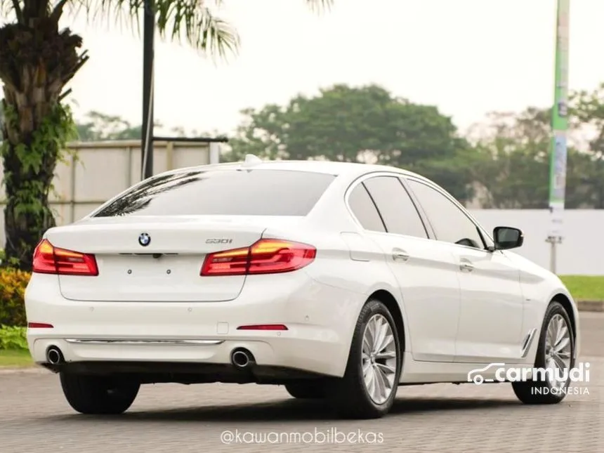 2017 BMW 530i Luxury Sedan
