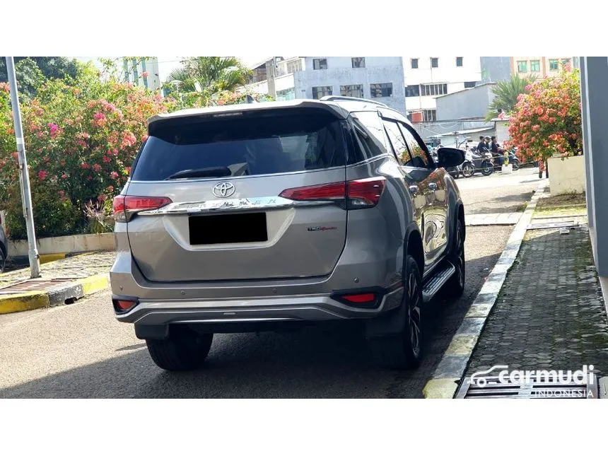 2018 Toyota Fortuner VRZ TRD 4X2 SUV