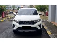 2025 Honda WR-V 1.5 E SUV putih km 1 ribuan