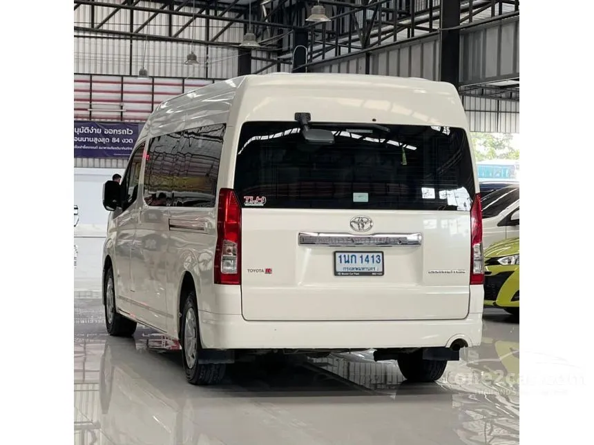 2019 Toyota Commuter Van