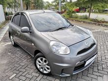 Nissan March Autech 2012 AT Grey Tangan Pertama