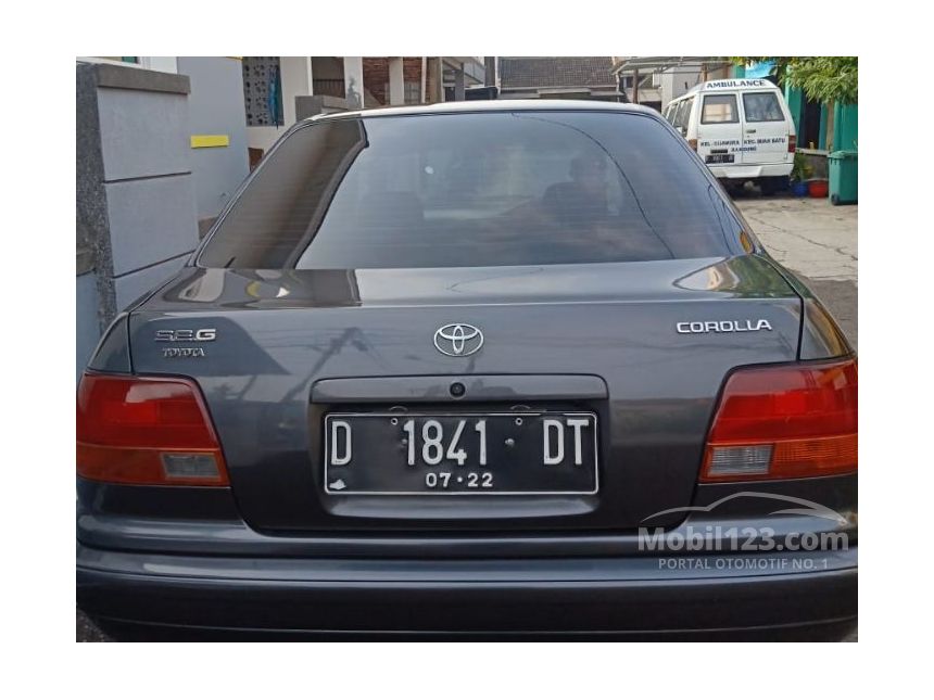 1997 Toyota Corolla Sedan