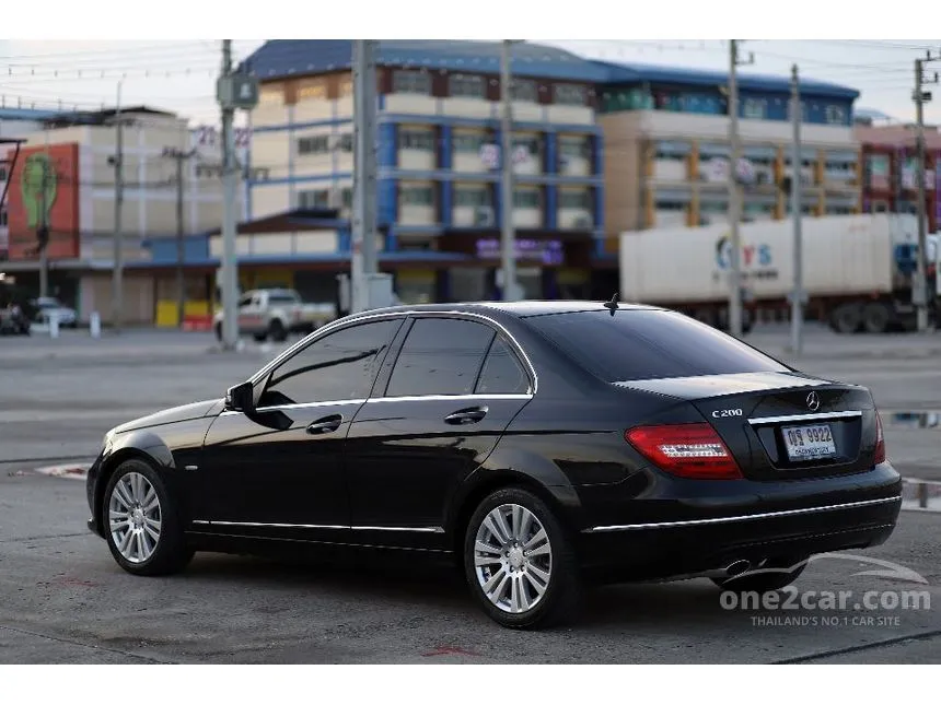 2012 Mercedes-Benz C200 Elegance BlueEFFICIENCY Sedan