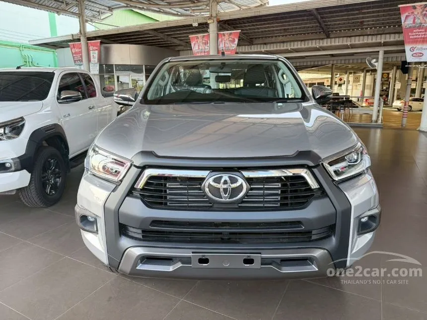 2025 Toyota HILUX REVO Prerunner Mid Double Cab Pickup