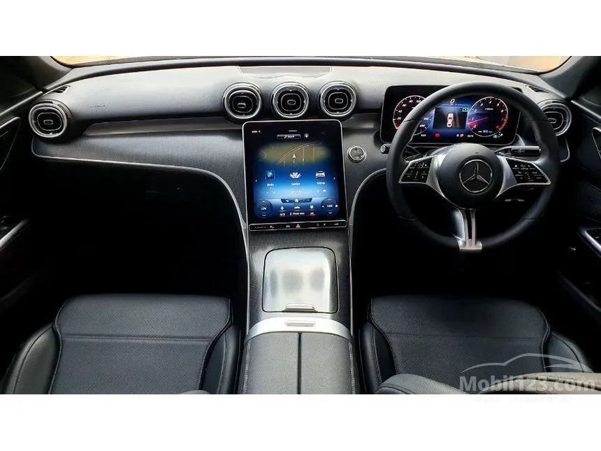 2022 Mercedes-Benz C200 Avantgarde Line Sedan