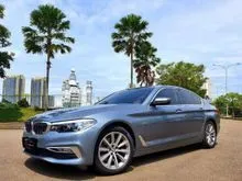 BMW 520i 2.0 Luxury AT 2019 Nik 2018 Bluestone Pearl Metallic TDP 280jt Kondisi Mobil Istimewa Bergaransi dan Dijamin Siap Pakai