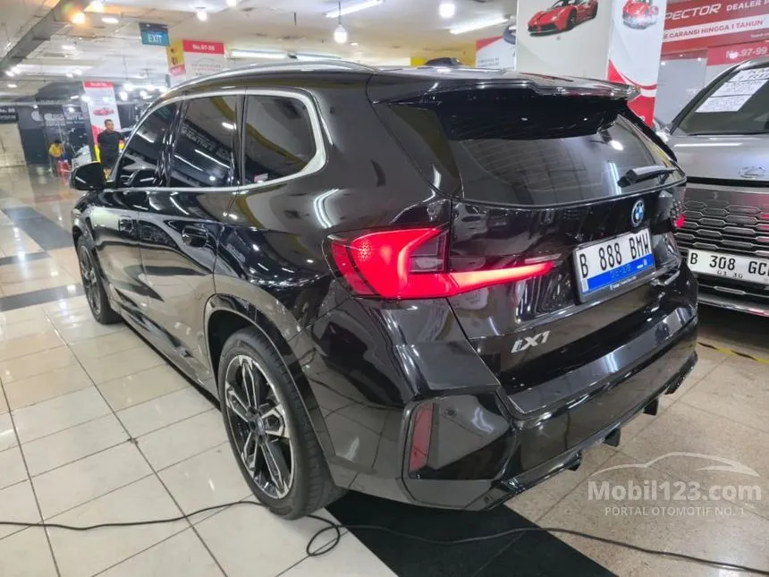 2024 BMW iX1 eDrive20 M Sport SUV