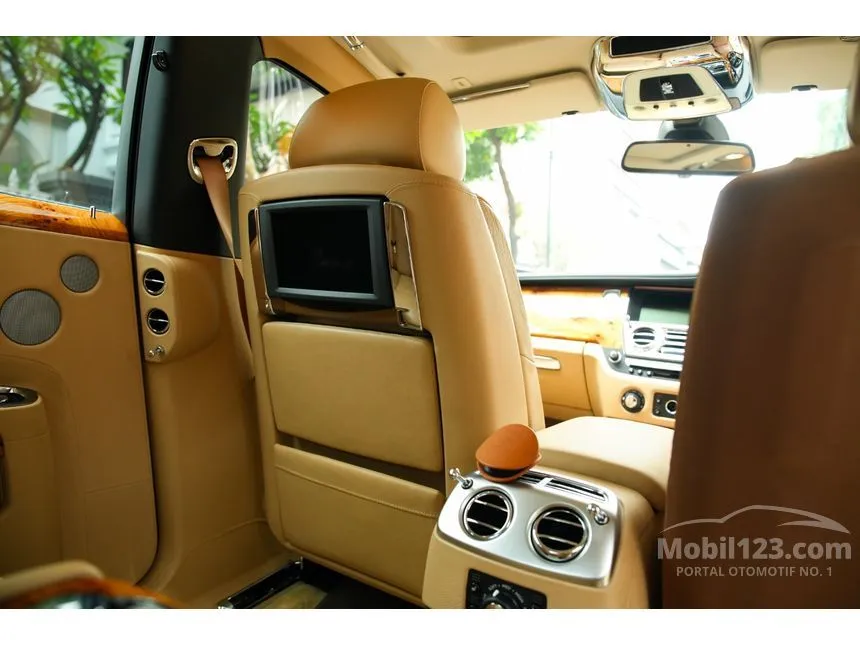 2011 Rolls-Royce Ghost Sedan