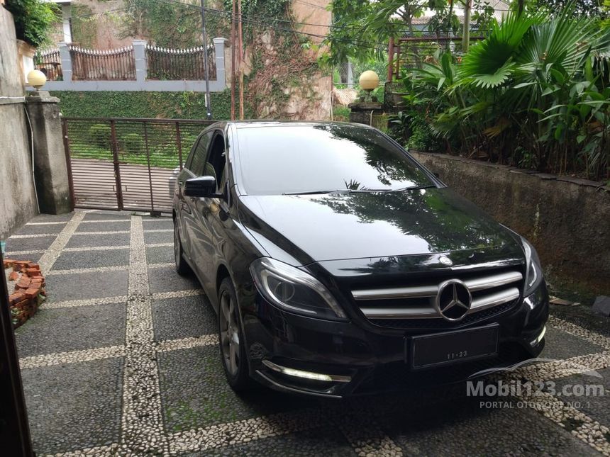 Jual Mobil Mercedes-Benz B200 2013 Sport 1.6 di DKI Jual Mobil Mercedes-Benz B200 2013 Sport 1.6 di DKI